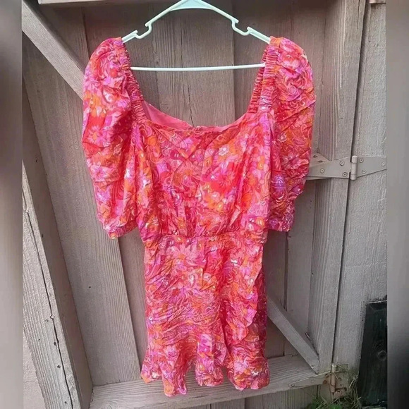 Ted Baker Bethha
Paisley puff sleeved dress NEW WITH TAG - Picture 5 of 9